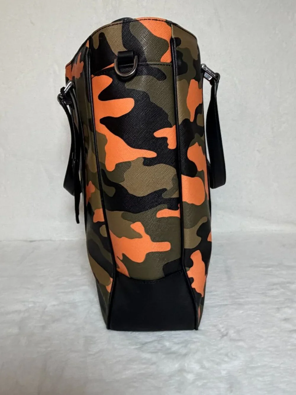 Michael Kors Camo Briefcase Bag NWOT 33S4TMNT3R